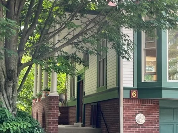 6 Waterside Pl, Pittsburgh, PA 15222