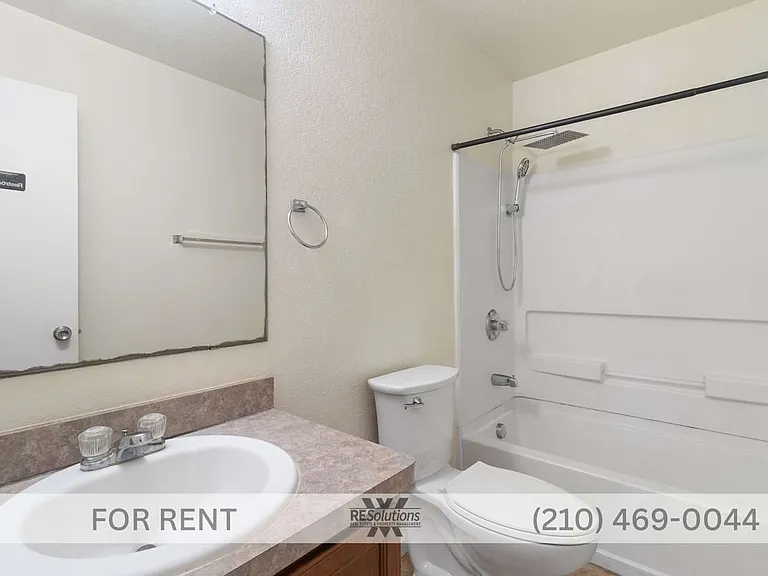 203 Shadbush St — Photo 4