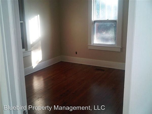 2nd image of 1805 Hampton St