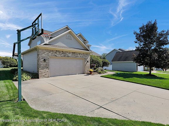 3rd image of 11584 Gold Fields Dr