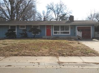 5505 W 78th St, Prairie Village, KS 66208