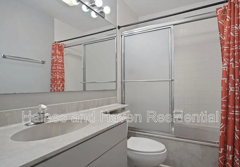 157 Coventry Cir — Photo 26