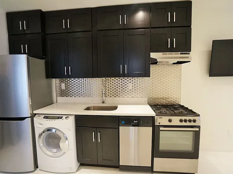 204 W 108th St #8 — Photo 2