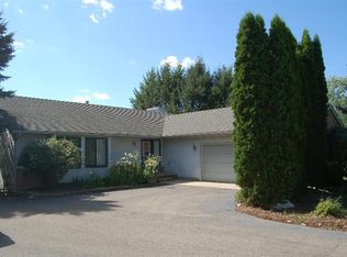 11890 Louis Ln, Whitmore Lake, MI 48189