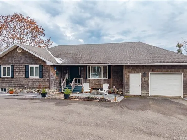 11 McLaren Dr, Saint Andrews, NB E5B 3E3