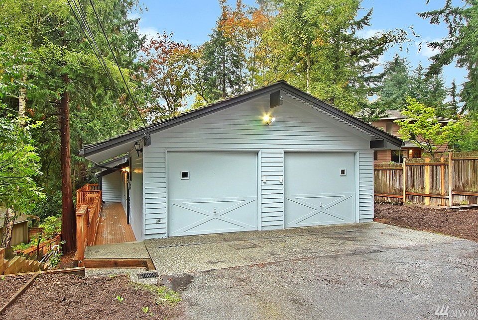 1st image of 12329 Hiram Pl NE