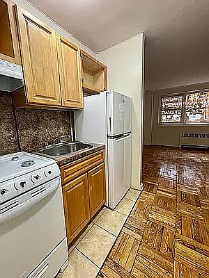 1st image of 166-11 Highland Ave #1L