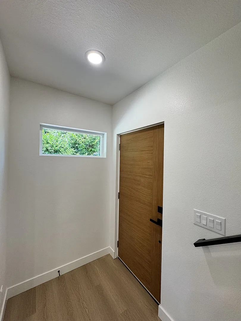 Brand new 2 bed 2.5 bath 2-story home in south Seattle — Photo 4
