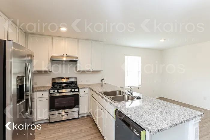 13831 Weir Pl — Photo 7