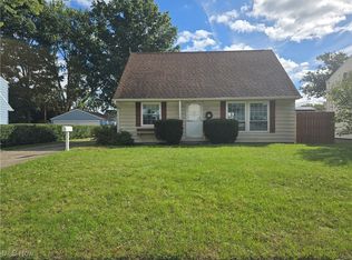2223 Anderson Rd, Cuyahoga Falls, OH 44221