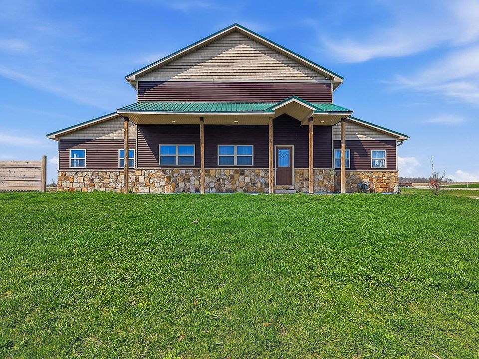 1st image of W3335 Bauer ROAD