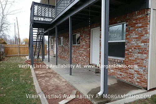 765 W Pine Ave Photo 1