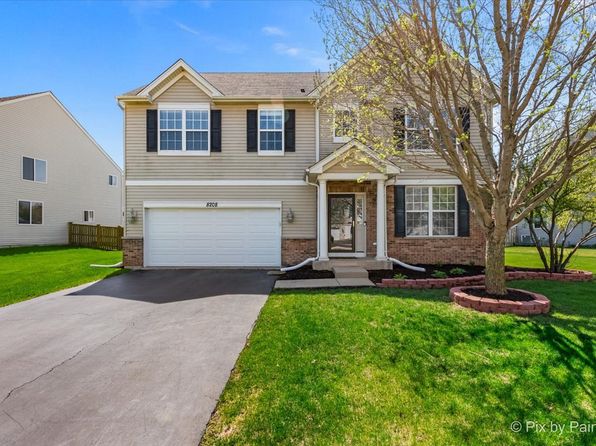 8208 Wild Rose Trl, Joliet, IL 60431