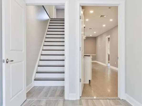 68-02 Jay Avenue image 10 of 17