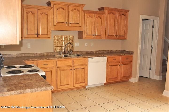1st image of 10112 Green Forest Dr
