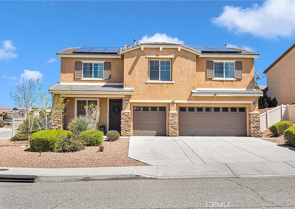1st image of 15716 Desert Poppy Ln