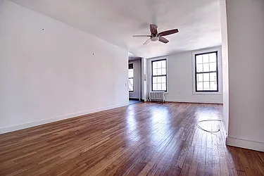 Rented by Urbane Brokerage