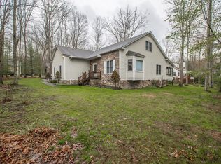 133 Oak Ln, Daniels, WV 25832