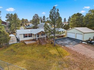 33 Pendleton Dr, Pine Haven, WY 82721