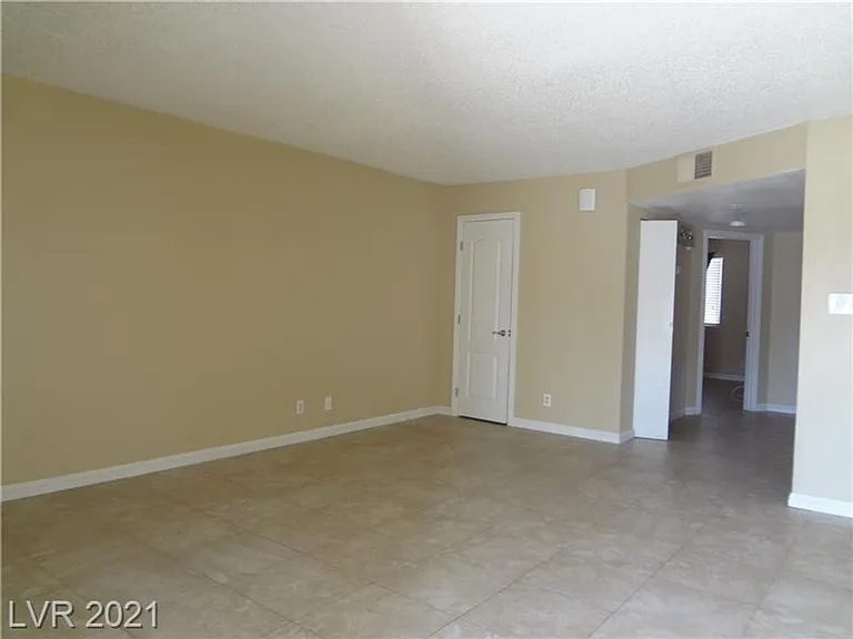 5456 Cabeza Dr — Photo 9