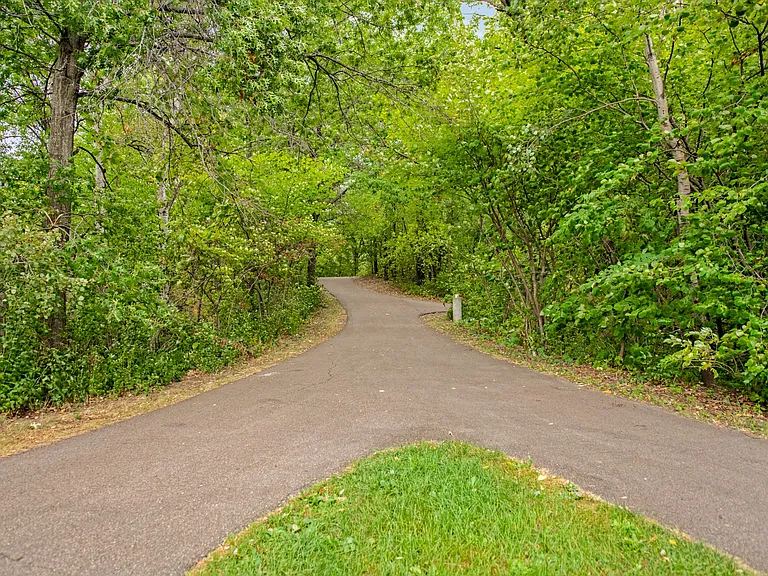 1349 Easter Ln — Photo 42