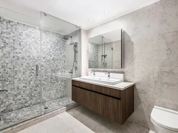 253 East Seventh Street image 7 of 9