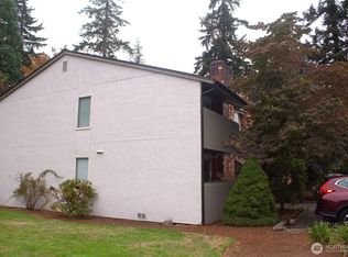 12602 NE 118th St, Kirkland, WA 98034