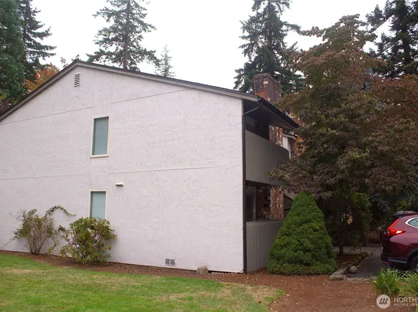 12602 NE 118th Street, Kirkland, WA 98034