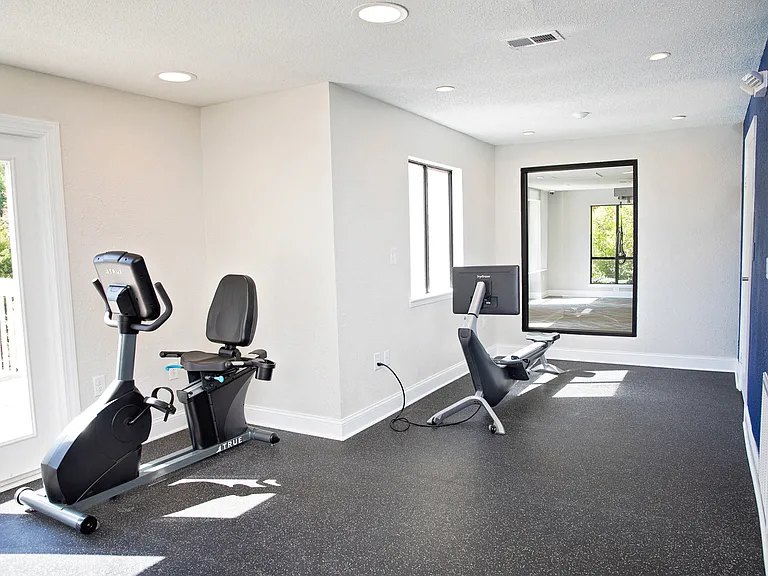 Lake Lynn Reserve Apartments — Photo 21