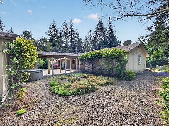 3rd image of 58492 Garden Valley Rd