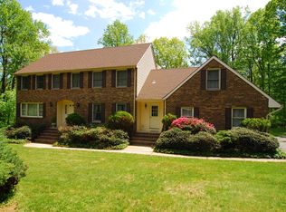 92 High St, Randolph, NJ 07869