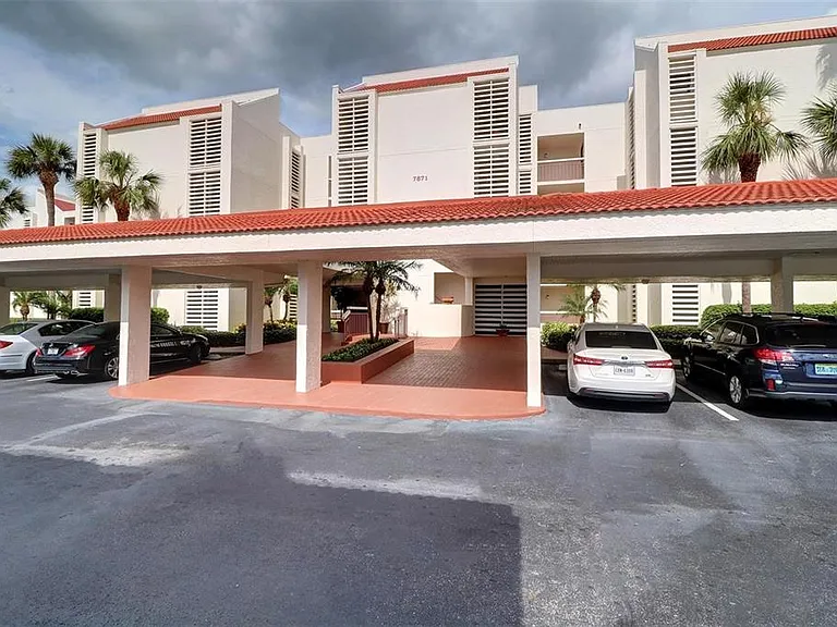 7871 Sailboat Key Blvd S #305 — Photo 34