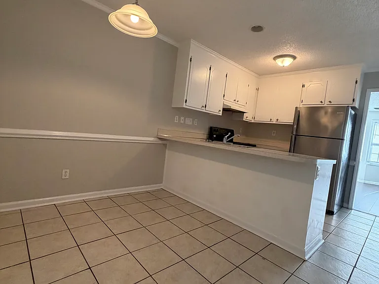 3921 Sterling Pointe Dr #LL5 — Photo 4