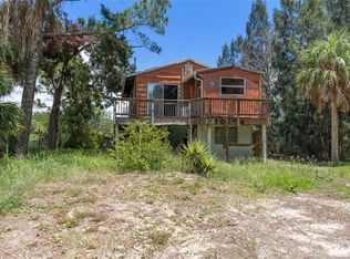 10198 Inlet St, Weeki Wachee, FL 34607