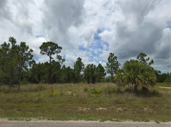 4207 E 16th ST, LEHIGH ACRES, FL 33972