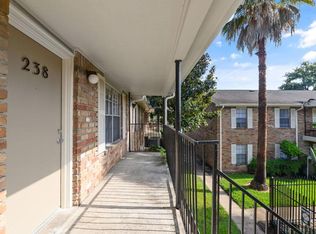 1655 Blue Bell Rd #21668A905, Houston, TX 77038