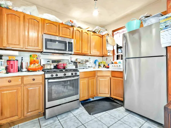 150-12 109th Avenue image 11 of 24