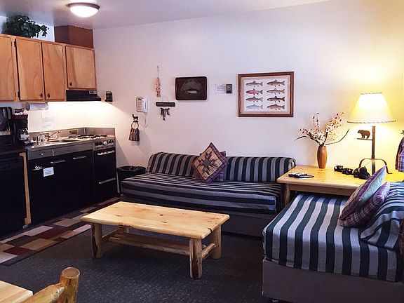 4th image of 6944 N Lake Blvd #36
