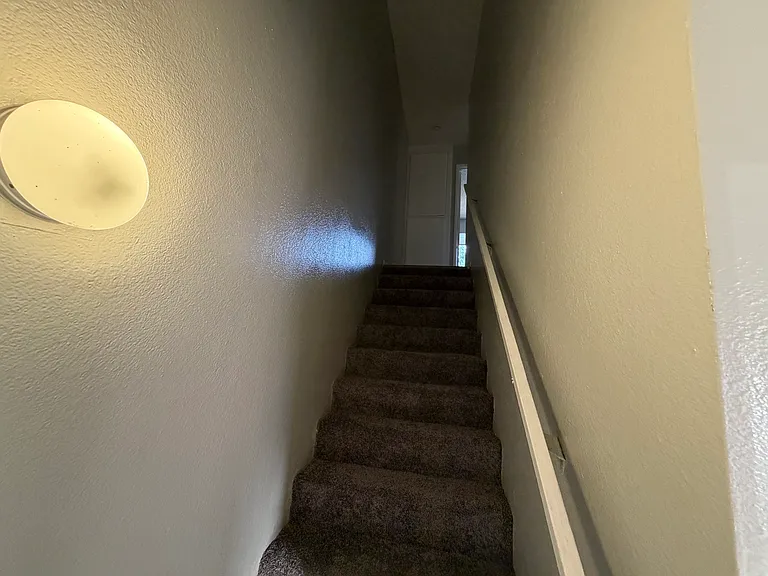369 N Eucalyptus Ave #31 — Photo 9