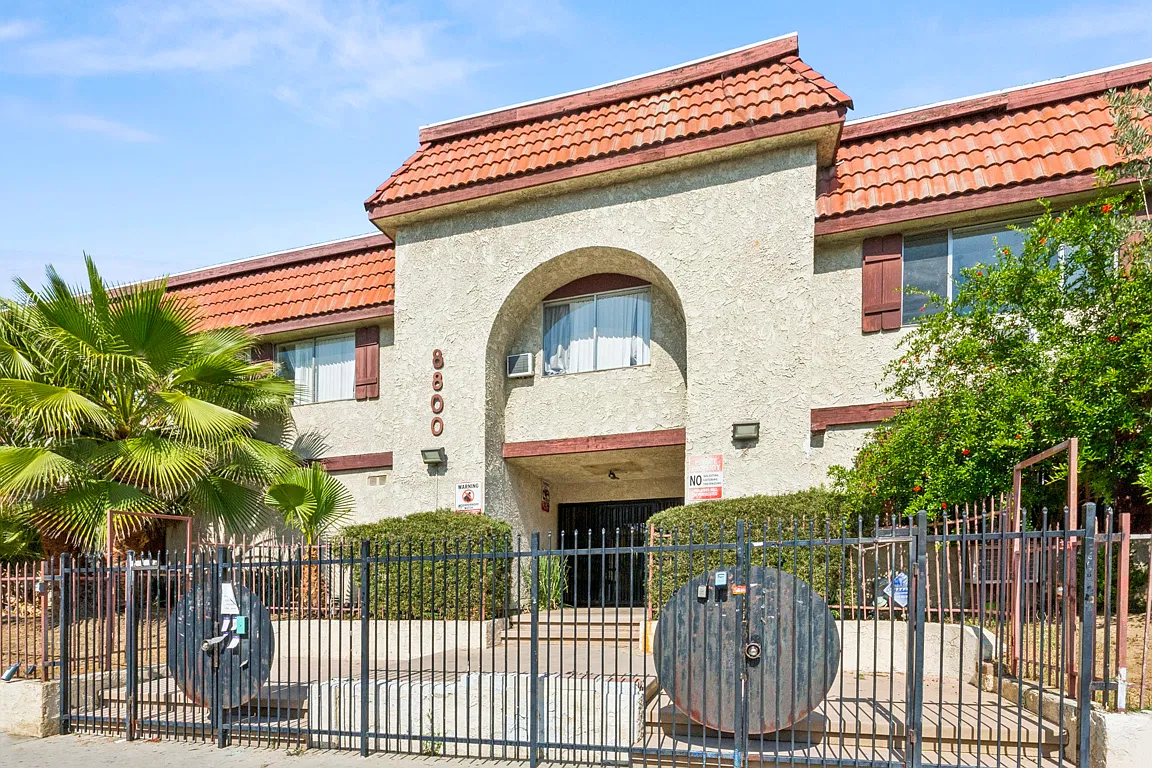 1 bed, 674 sqft, $1,850 — Photo 1