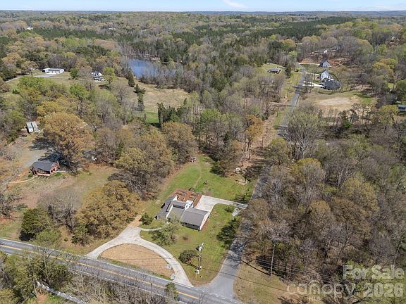 2nd image of 5994 Rocky River Rd