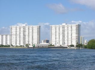 300 Bayview Dr APT 1608, Sunny Isles Beach, FL 33160