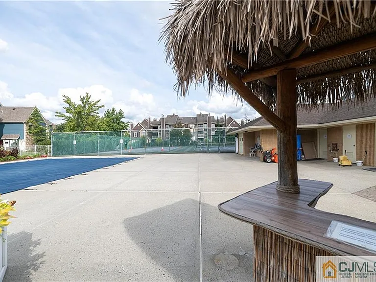 336 Cozzens Ct — Photo 60