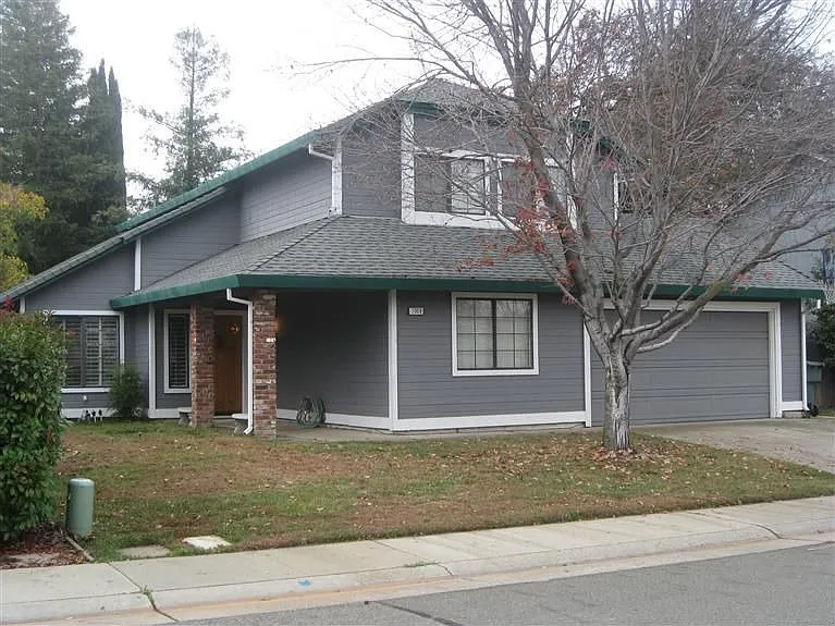 1009 Betsy Ross Dr photo 1