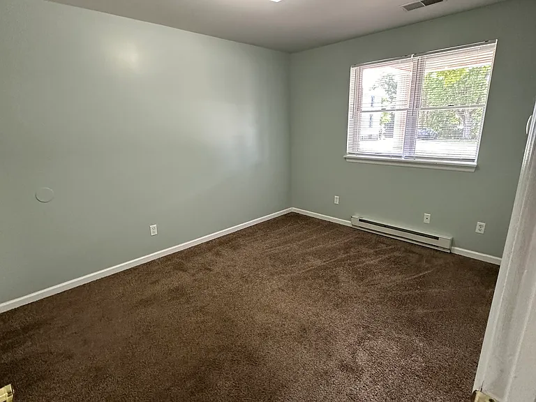 888 Wayne Ave #5 — Photo 8