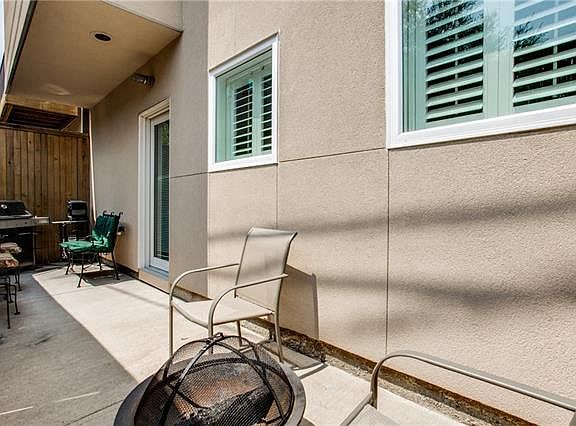 5th image of 4310 Buena Vista St APT 17