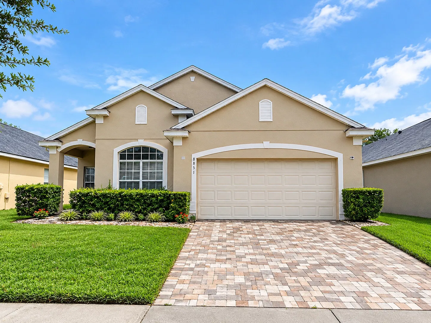 4 bed, 2020 sqft, $2,895 — Photo 1