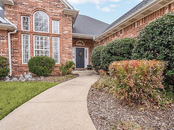 3rd image of 4309 W Braymore Dr