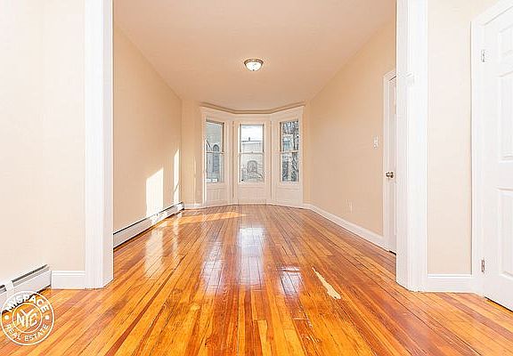 2nd image of 477 Bainbridge St #8G