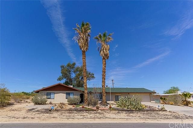 1st image of 6744 Galleta Ave